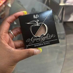 COPY - KVD GOODAPPLE FOUNDATION LIGHT 018